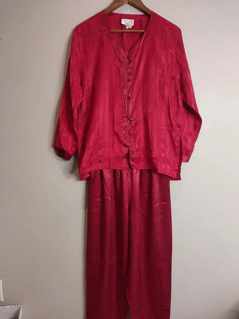 Vintage Victoria's Secret Gold Label Button Front Satin Red Brocade Sleep Shirt